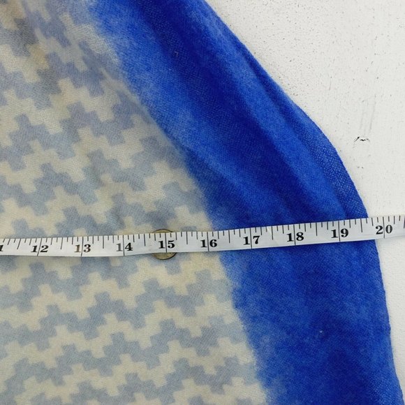 ROSE & ROSE Women's Cream Blue Scarf OS Geometry Pattern Tie Wrap‎ Shawl Warm - Picture 3 of 5